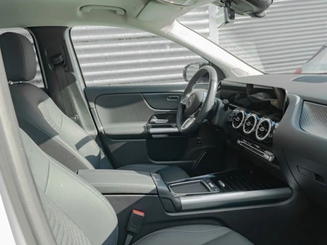 Mercedes-Benz GLA 180 Progressive