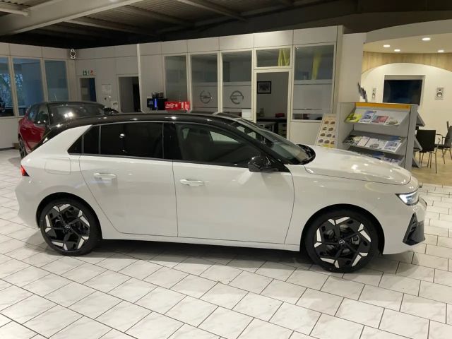 Opel Astra GSe Hybrid Innovation