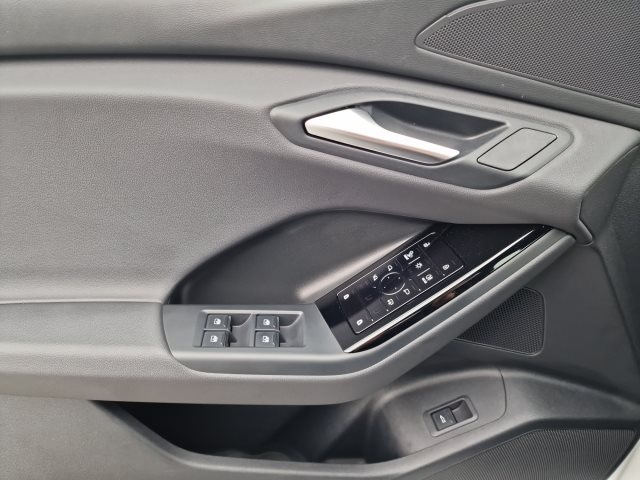 Audi Q6 e-tron SUV e-tron Audi Q6 SUV e-tron