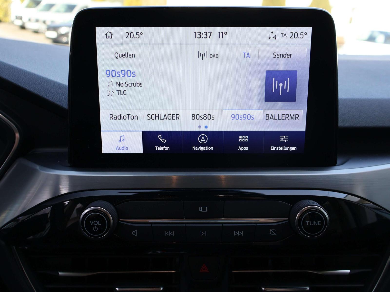 Ford Kuga Hybrid Plug in Hybrid Titanium