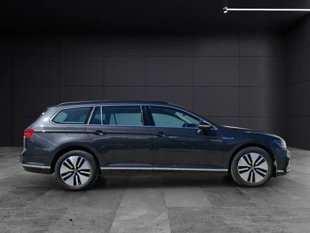 Volkswagen Passat GTE Variant