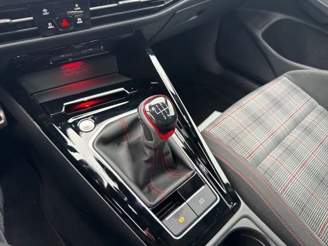 Volkswagen Golf 2.0 TSI GTI