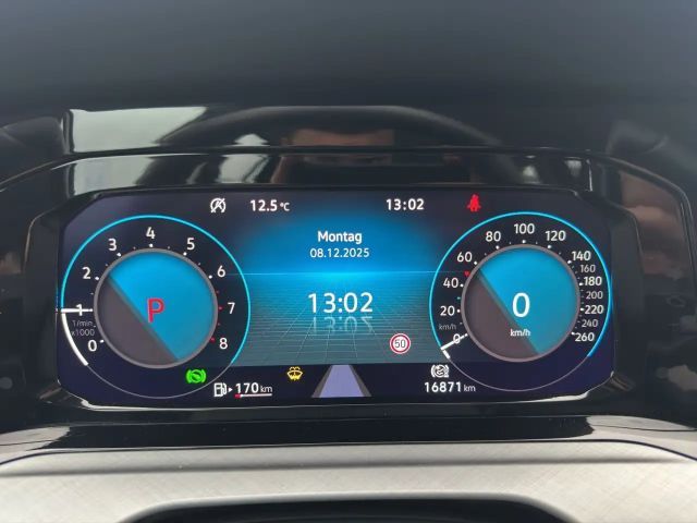 Volkswagen Golf 1.5 TSI DSG Life Variant