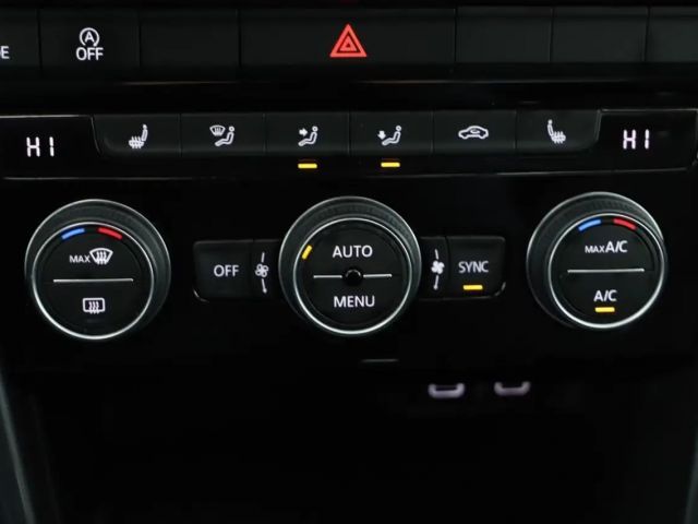 Volkswagen T-Roc 1.5 TSI DSG Sport