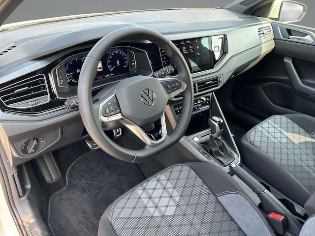 Volkswagen Polo 1.0 TSI DSG R-Line