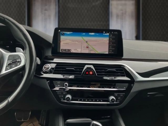 BMW 530 530d Touring xDrive