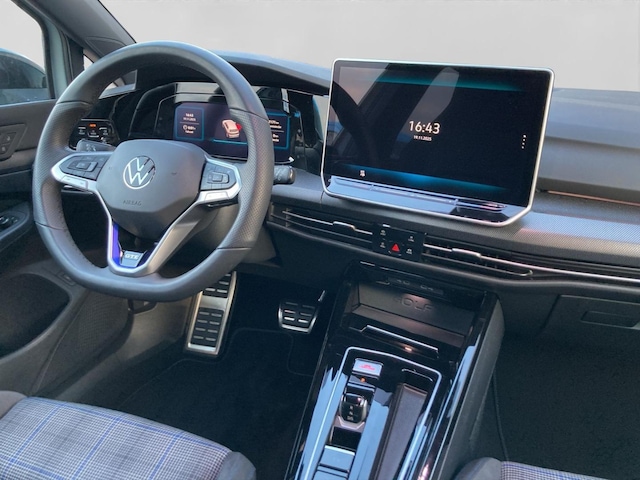 Volkswagen Golf GTE Style