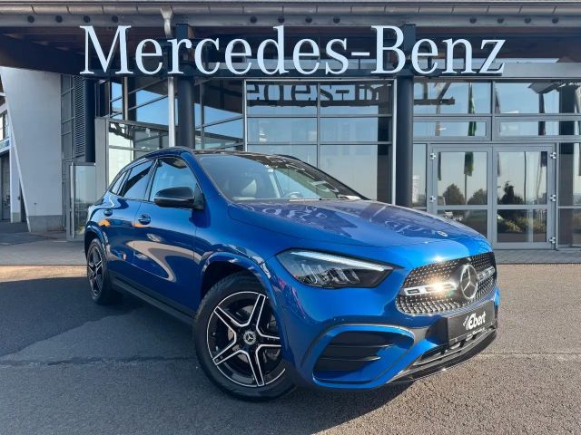 Mercedes-Benz GLA 200 AMG Line