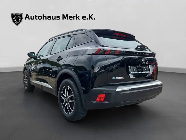 Peugeot E-2008 Allure Pack