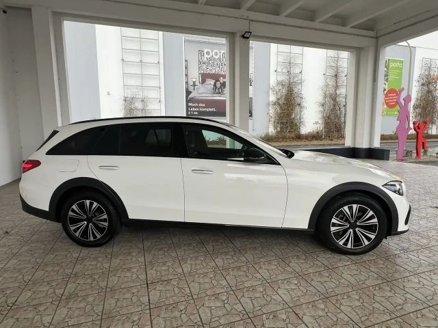 Mercedes-Benz C 200 4MATIC AVANTGARDE Estate