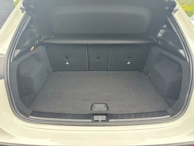 Mercedes-Benz GLA 200 AMG Line