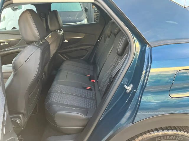 Peugeot 3008 PHEV 225 Road Trip AHK+Navi+Kamera+SHZ