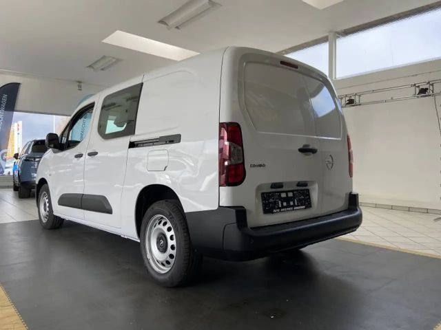 Opel Combo COMBO Cargo DOKA XL 1,5 101PS 6G Schalter 5 Sitze