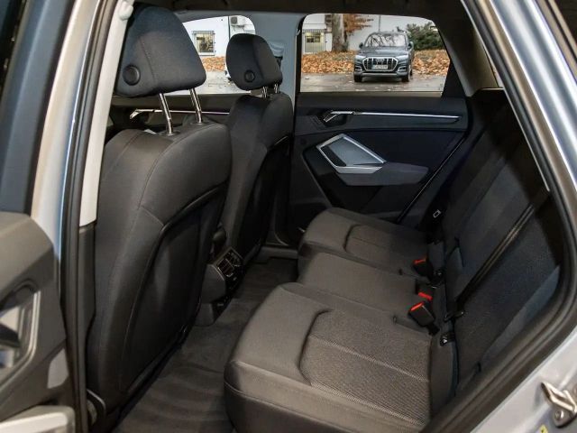 Audi Q3 35 TFSI S-Tronic