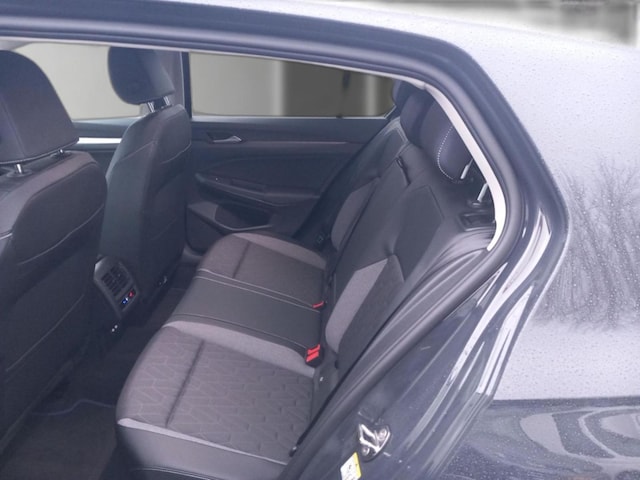 Volkswagen Golf 1.5 eTSI DSG Golf VIII