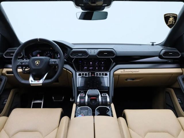 Lamborghini Urus MY22 I AKRAPOVIC I B&O I PANO