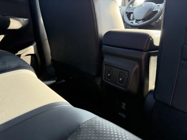 Mitsubishi Eclipse Cross 4WD PHEV