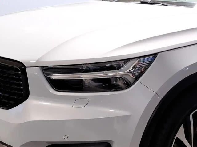 Volvo XC40 R-Design T5