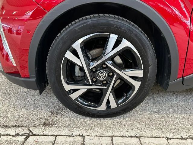 Toyota C-HR Hybride Team D