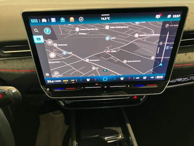 Volkswagen ID.7 340PS 4M NP.81T ACC.5J-G.WÄRMEPUMPE.AHK.AREA-VIEW.NAVI.HARMAN.HUD.PANO