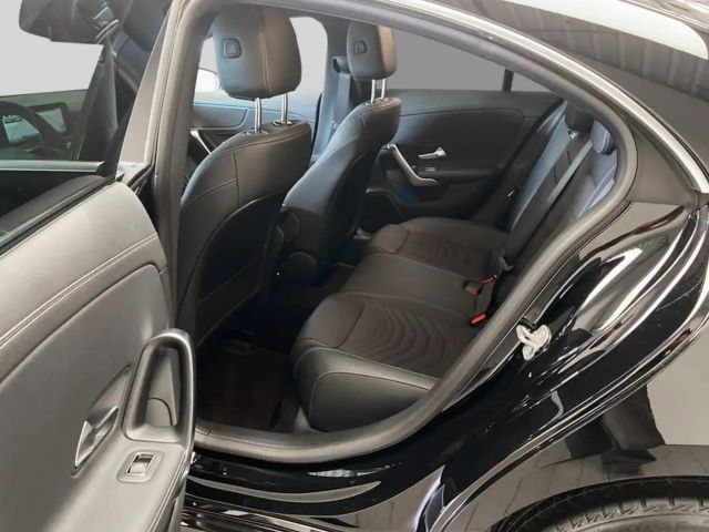 Mercedes-Benz CLA 200 Coupé