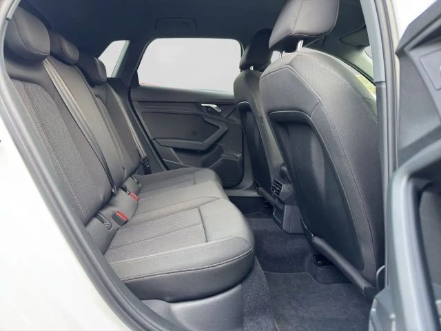 Audi A3 40 TFSI Hybride Sedan