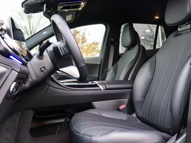 Mercedes-Benz EQE SUV 300