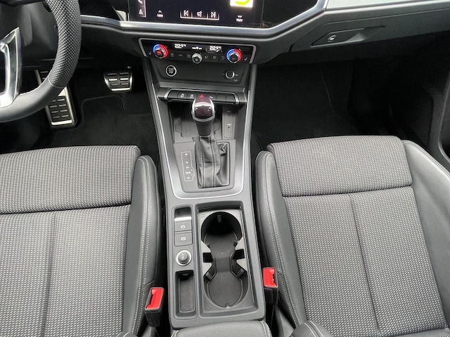 Audi Q3 35 TDI S-Line S-Tronic