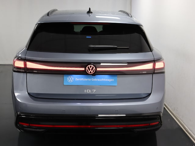 Volkswagen ID.7 IQ.Drive Tourer