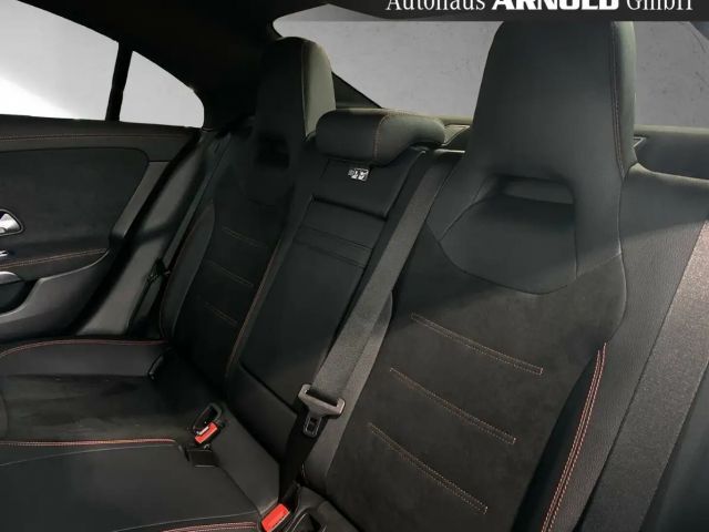 Mercedes-Benz CLA 250 4MATIC AMG Line Coupé
