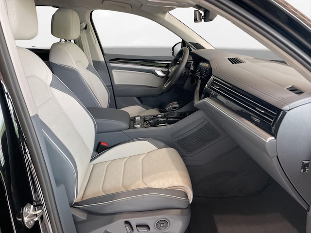 Volkswagen Touareg 4Motion IQ.Drive R-Line