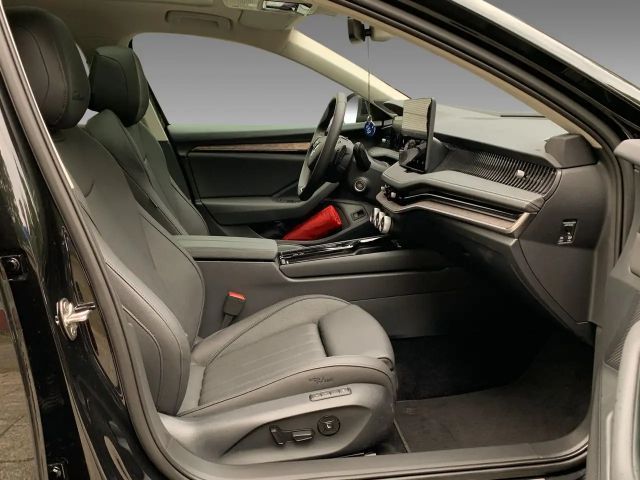 Skoda Superb 2.0 TDI Combi Laurin & Klement