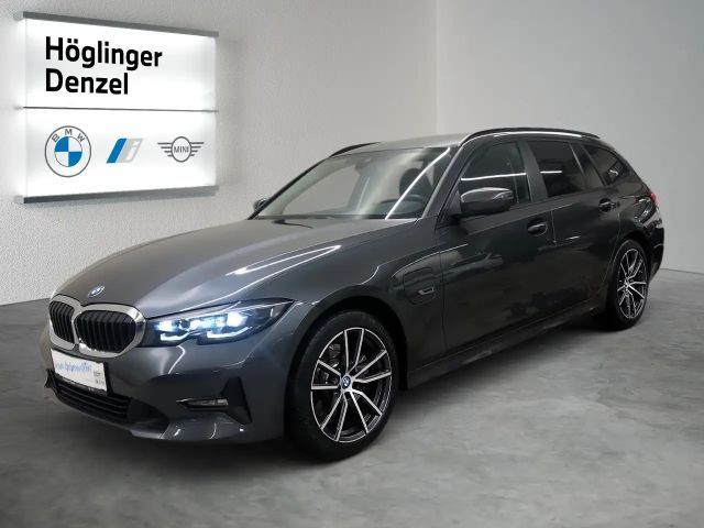BMW 320 320e xDrive