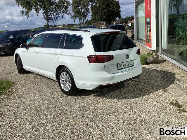 Volkswagen Passat 1.5 TSI Business DSG Variant