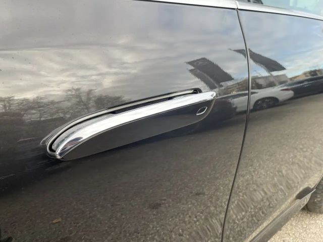 Mercedes-Benz E 300 E 300 e Estate