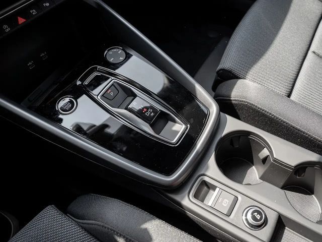 Audi A3 30 TFSI Sedan Sportback