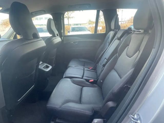 Volvo XC90 AWD Dark Plus