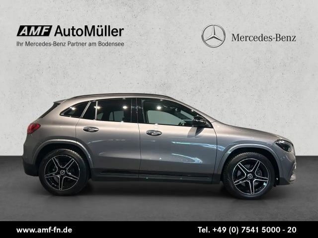Mercedes-Benz GLA 180 AMG Line