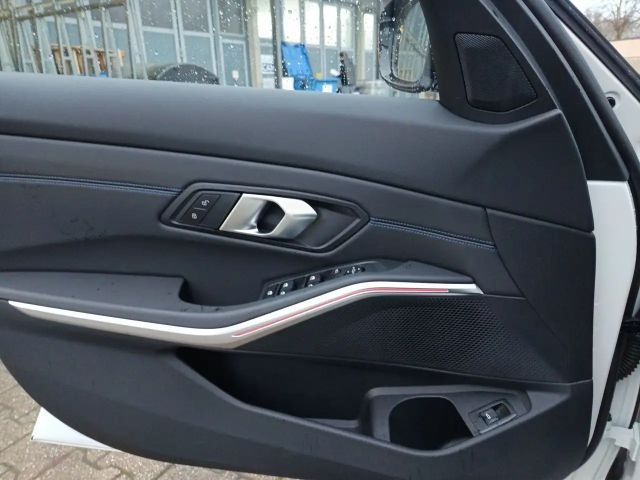 BMW 320 320d M-Sport Touring