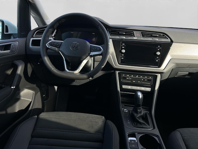 Volkswagen Touran 1.5 TSI DSG R-Line