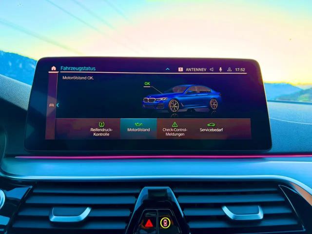 BMW 530 530e M-Sport Sedan xDrive