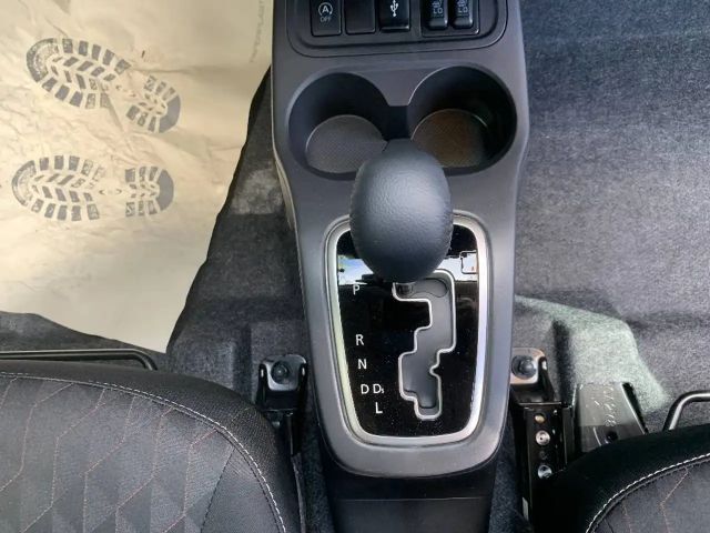 Mitsubishi Space Star CVT ClearTec MIVEC Star