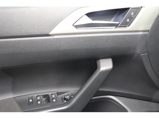 Volkswagen Taigo 1.0 TSI DSG Move