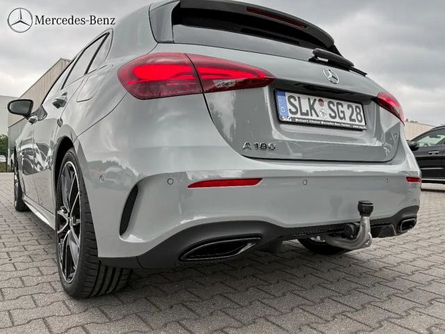 Mercedes-Benz A 180 AMG Line
