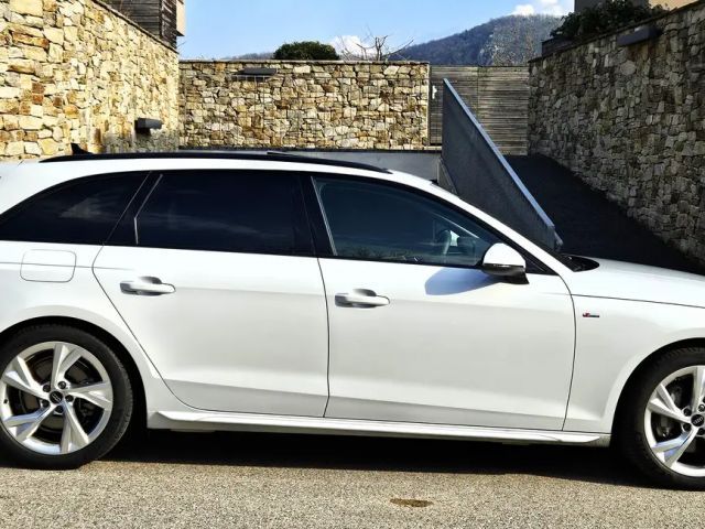 Audi A4 40 TDI Avant S-Line