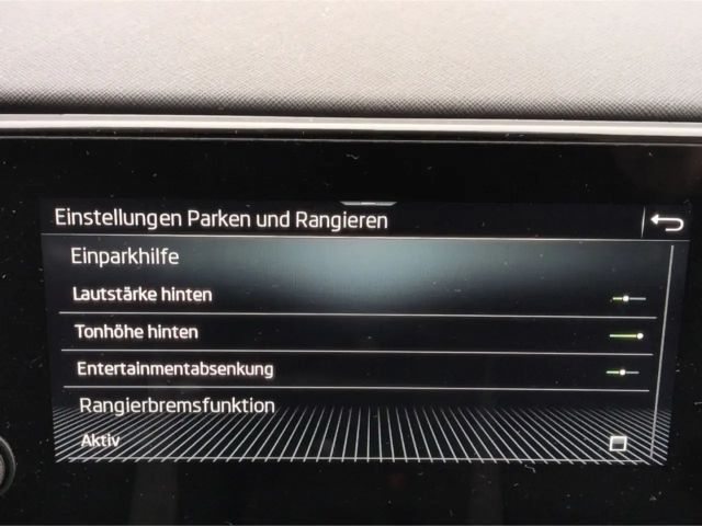 Skoda Scala Essence TSI*DSG LED SHZ Tempo digCockp PDC