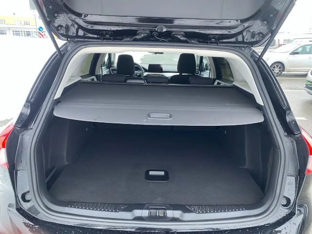 Ford Focus Cool & Connect Wagon