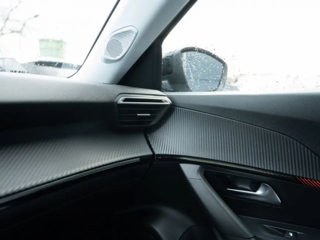 Peugeot 2008 Active Pack EAT8