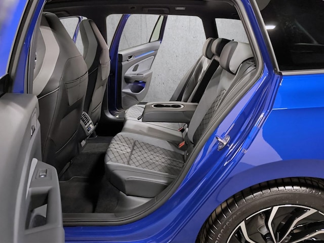 Volkswagen Golf 1.5 TSI DSG R-Line Variant