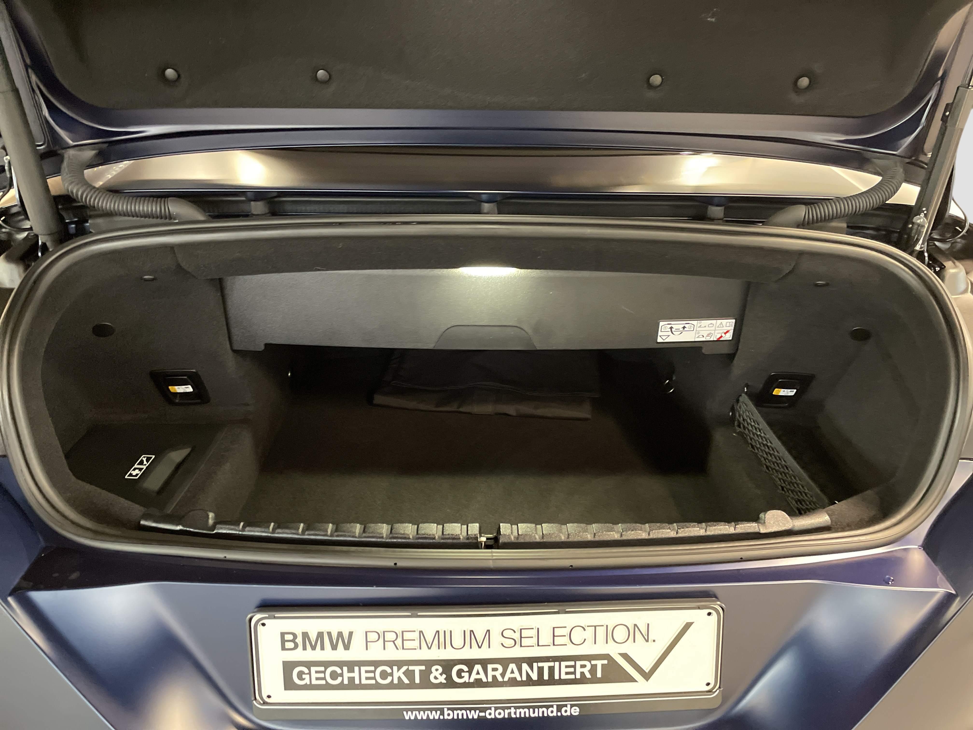 BMW M8 Cabrio Competition xDrive